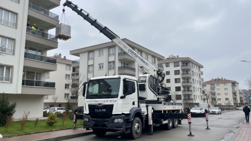 Aydınlı Gizli Bahçe Vinç Kiralama