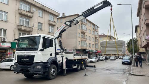 Kubbe Caddesi Vinç Kiralama