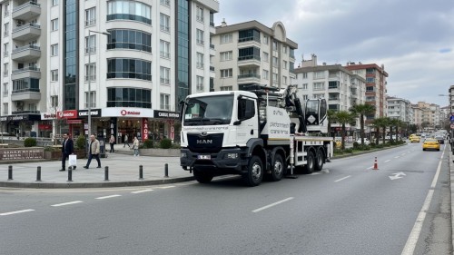 Küçükbakkalköy Vinç Kiralama