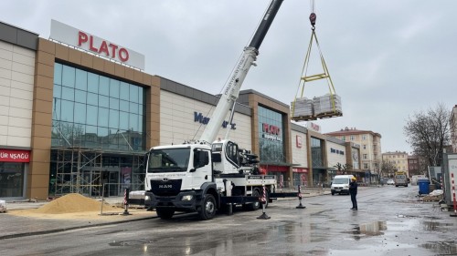 Plato AVM Çevresi Vinç Kiralama