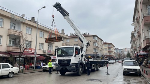 Selçukhan Caddesi Vinç Kiralama