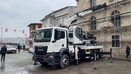 Zeynep Kamil Vinç Kiralama